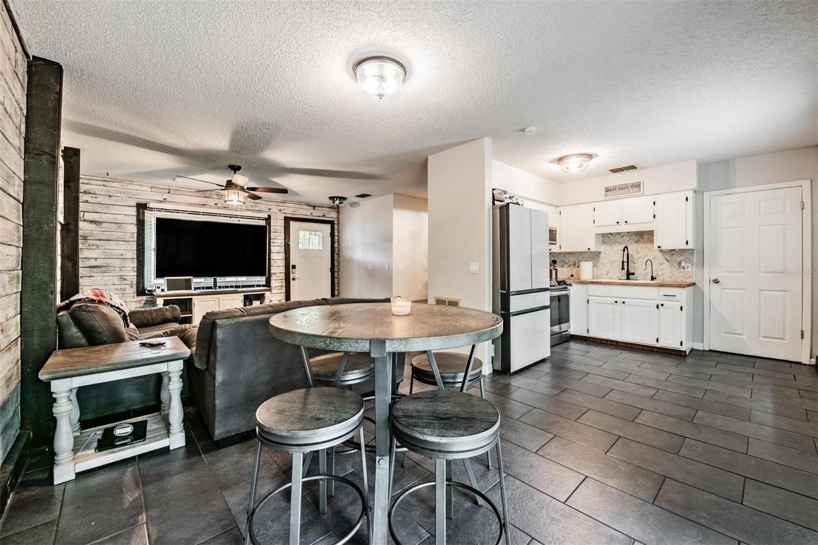 UNPLATTED - Residential