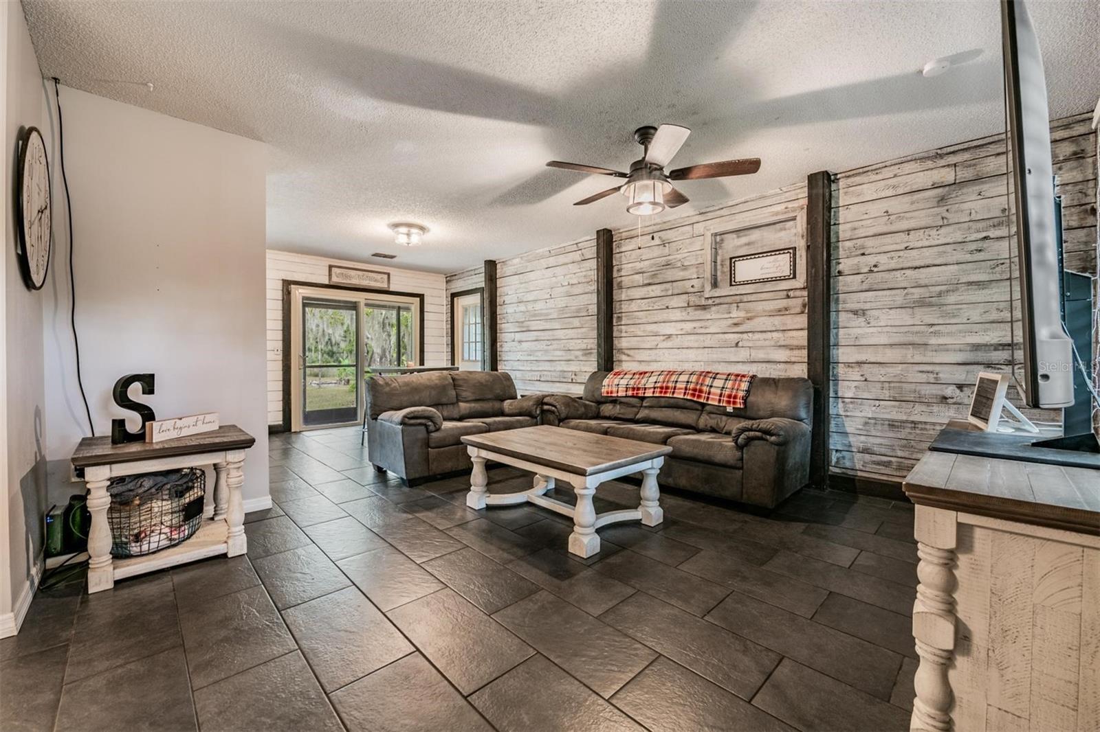 UNPLATTED - Residential