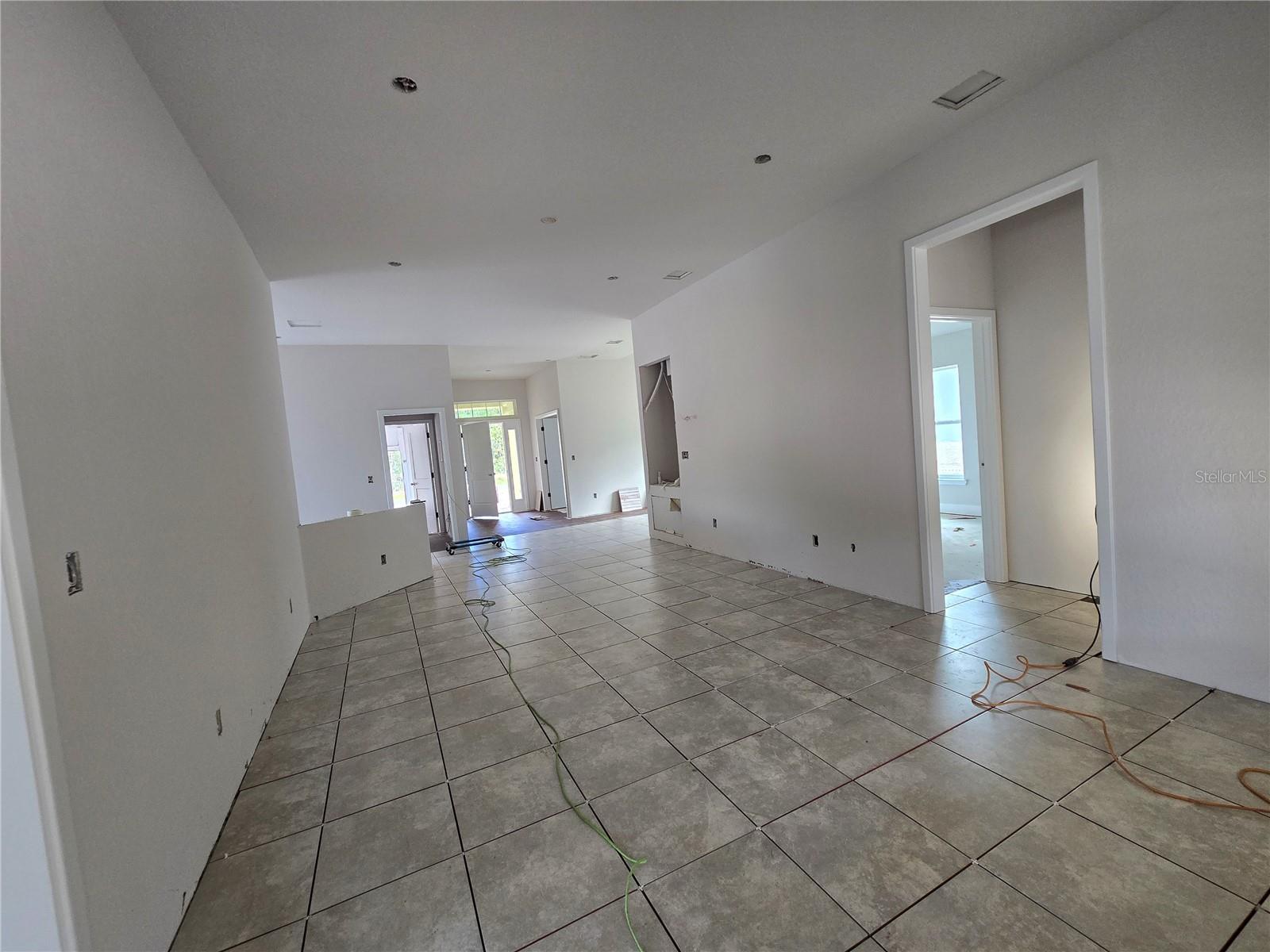 2609 CLEARWOOD STREET