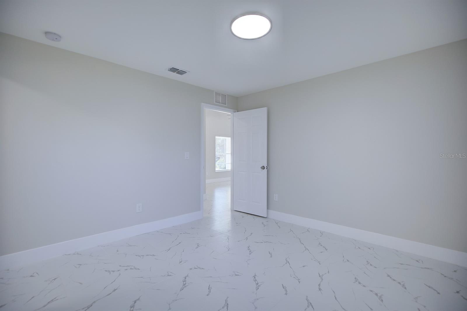 AVON PARK LAKES - Residential