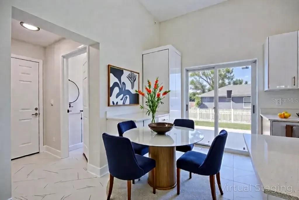 AVON PARK LAKES - Residential