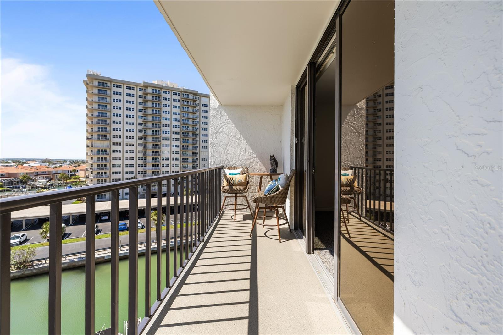 HARBOUR THE CONDO - Residential