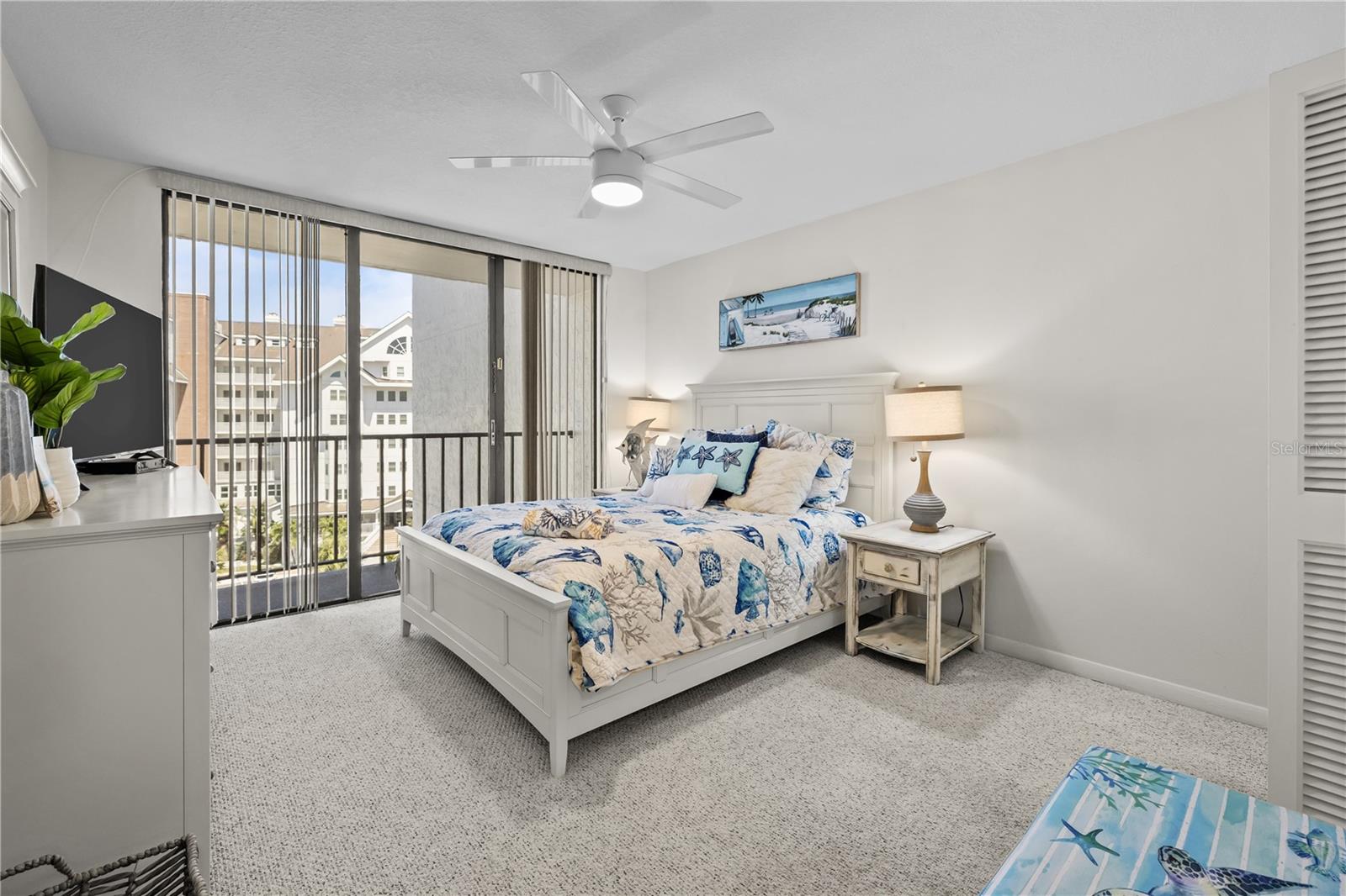 HARBOUR THE CONDO - Residential