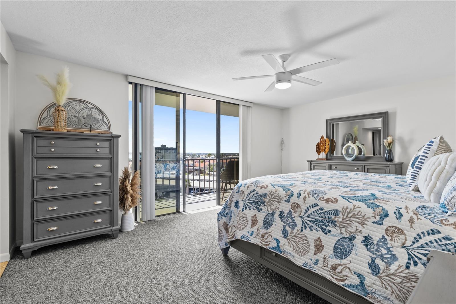 HARBOUR THE CONDO - Residential