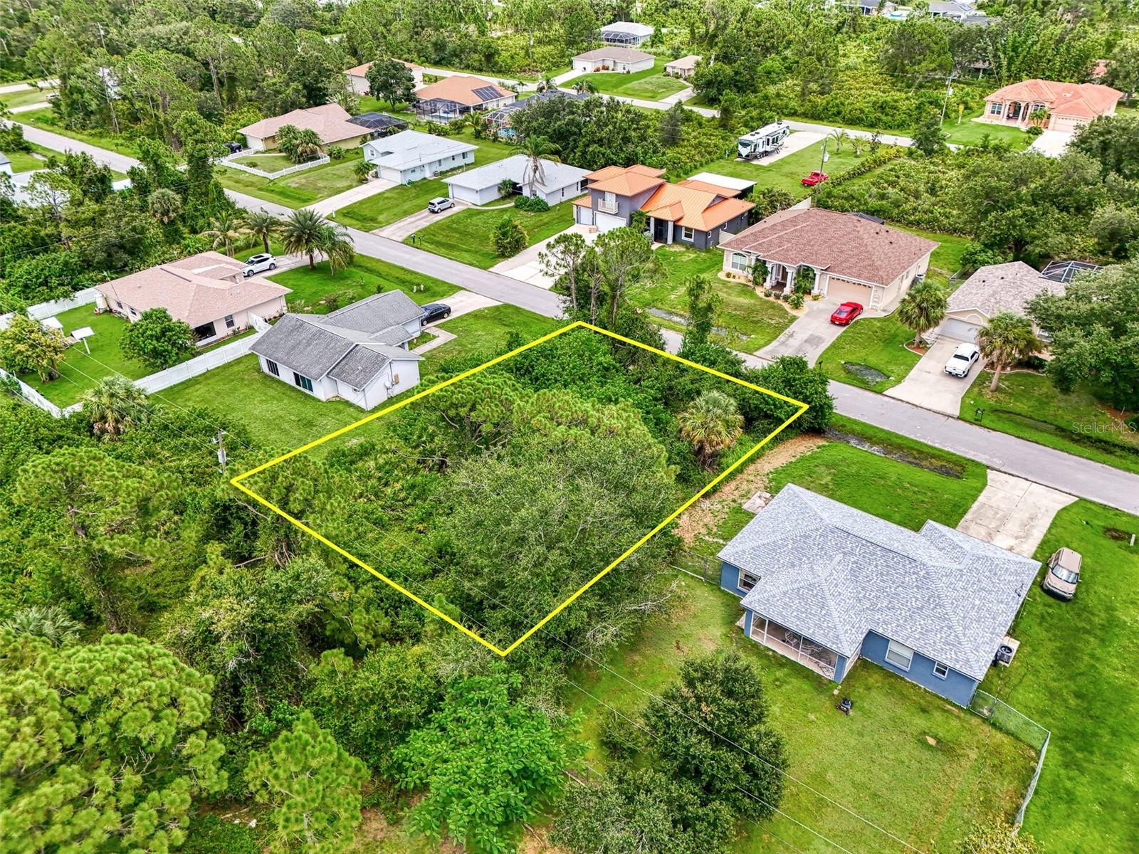 PORT CHARLOTTE SUB 14 - Land