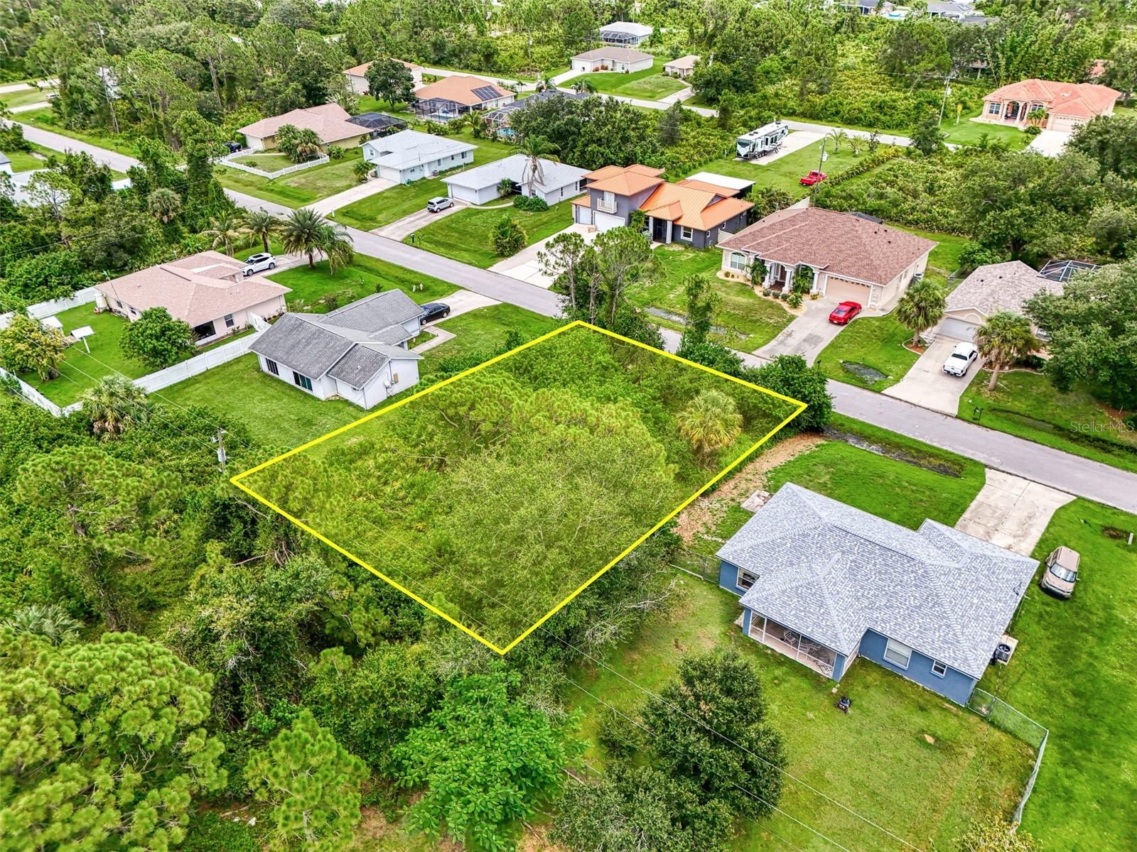 PORT CHARLOTTE SUB 14 - Land