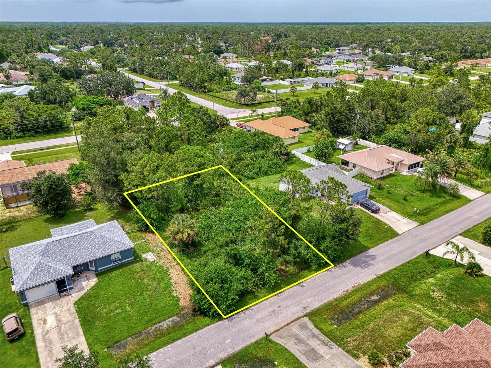 PORT CHARLOTTE SUB 14 - Land