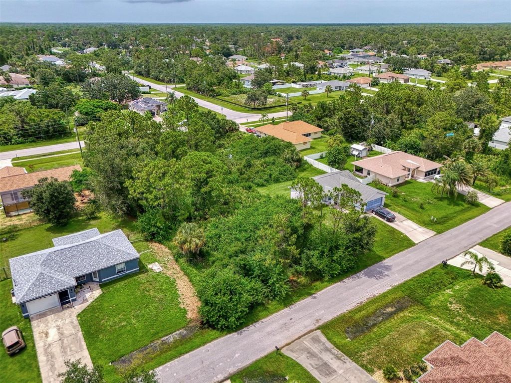Photo of Duar Terrace, North Port, FL 34291 (MLS # N6139851)