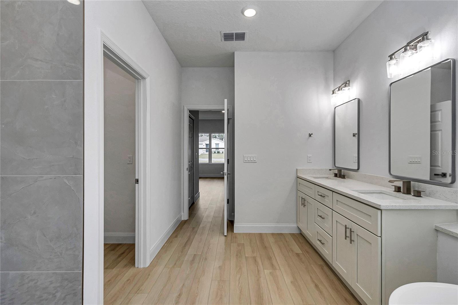 MARION OAKS UN 3 - Residential