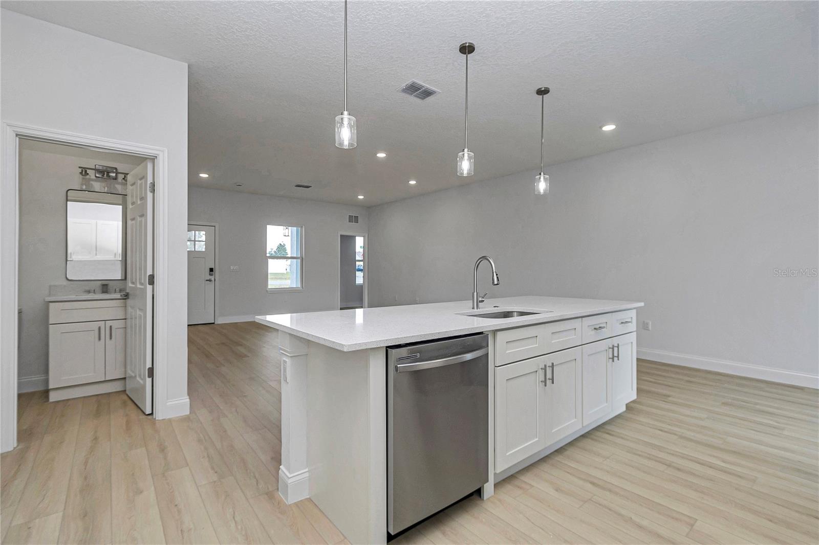 MARION OAKS UN 3 - Residential