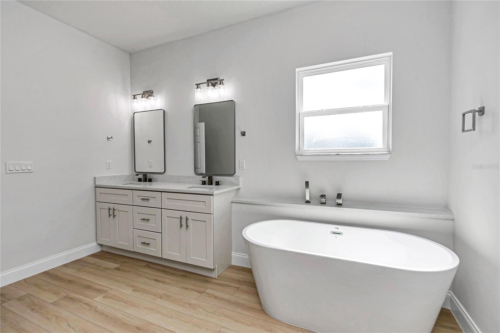 MARION OAKS UN 3 - Residential