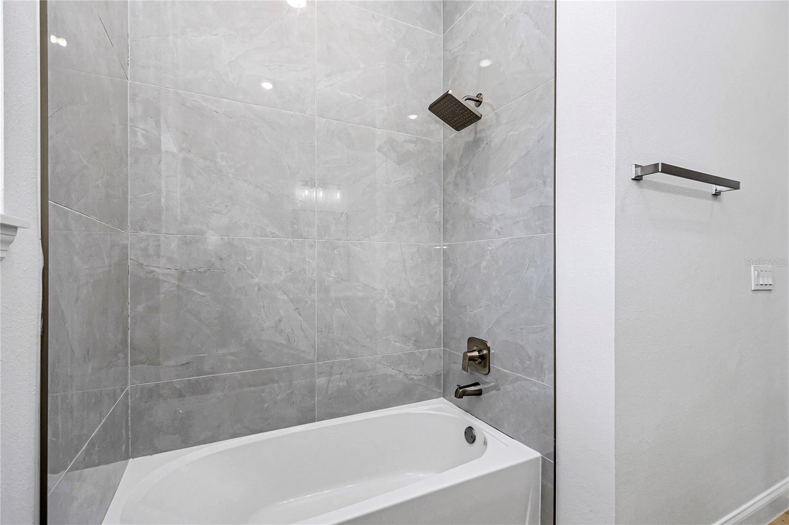 MARION OAKS UN 3 - Residential