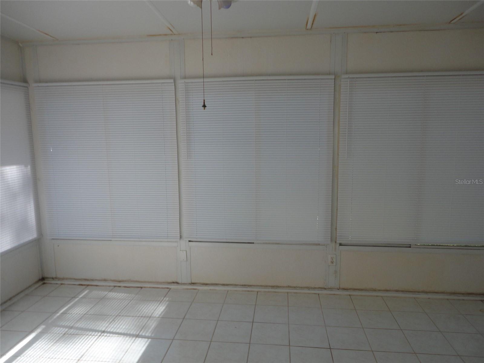 SMITHS ADDITION - Residential Lease