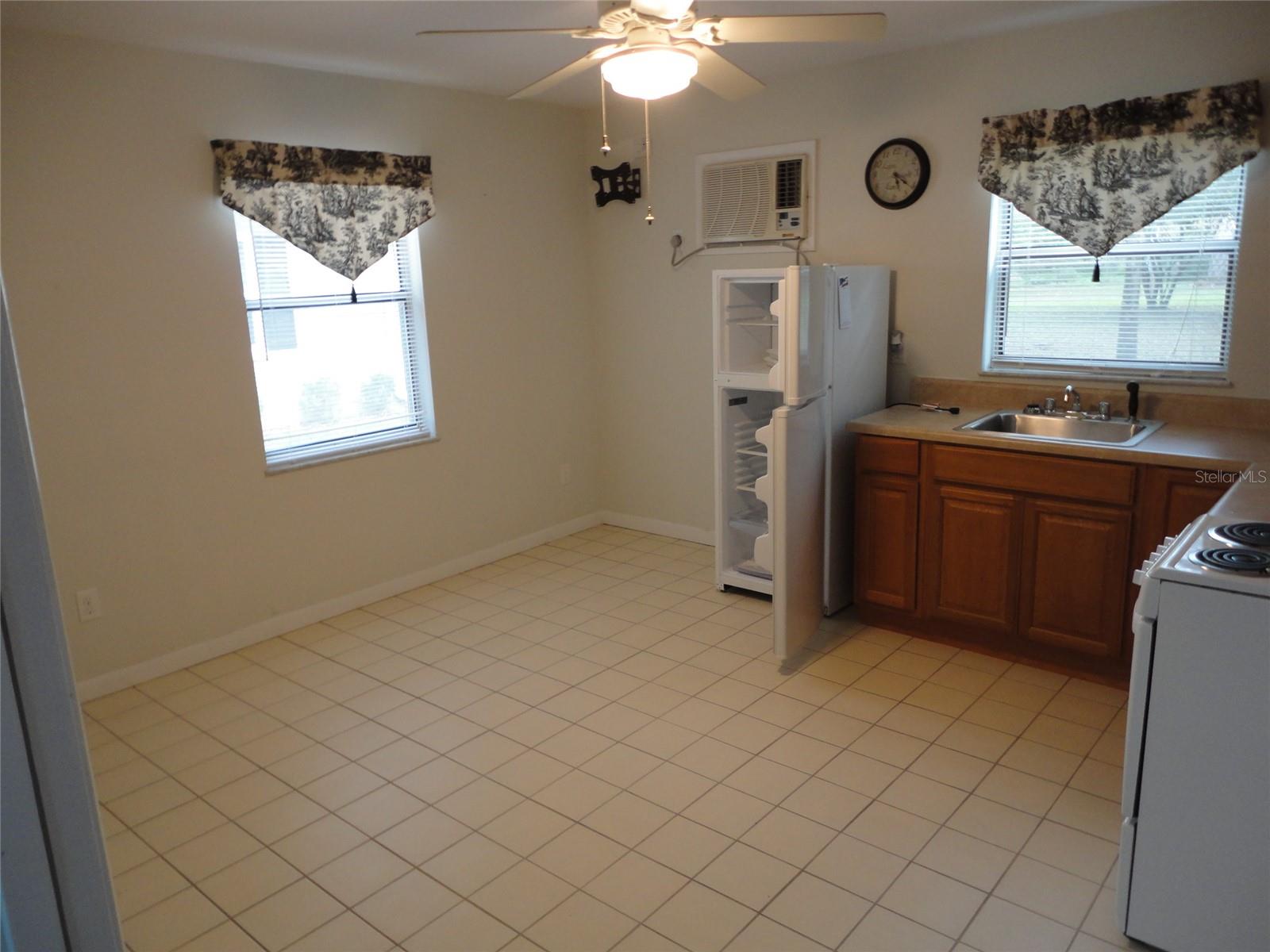 SMITHS ADDITION - Residential Lease