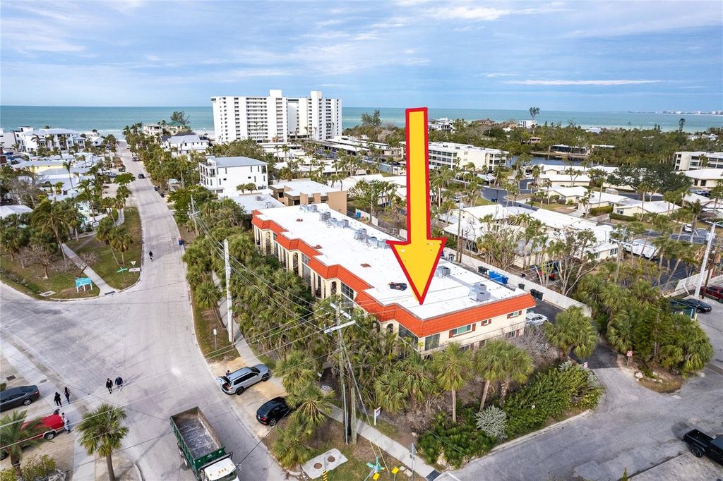 Photo of 145 Avenida Messina #3, Sarasota, FL 34242 (MLS # A4667146)