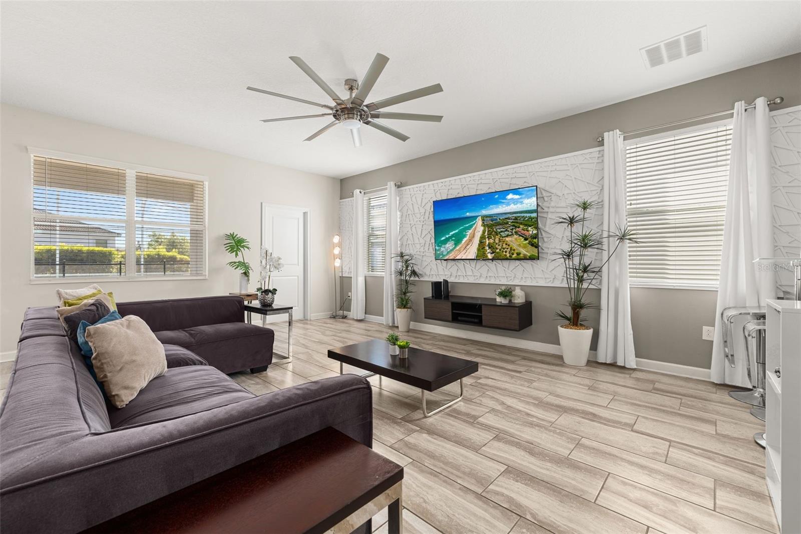 9044 SAND TRAP DRIVE