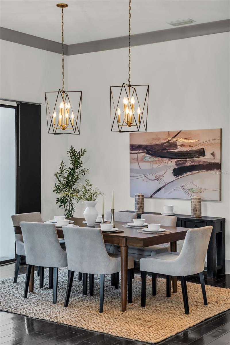 IVANHOE SHORES - Residential