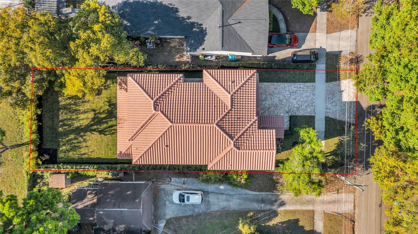 IVANHOE SHORES - Residential