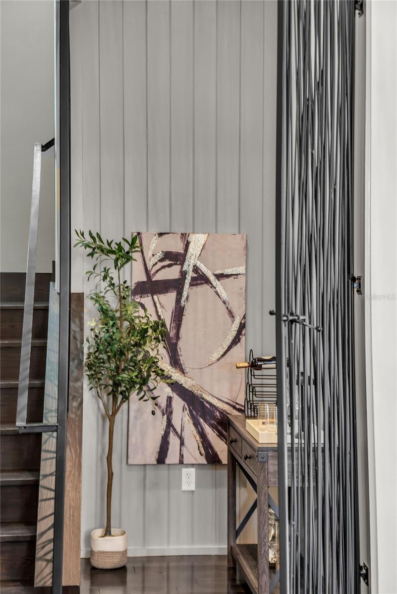 IVANHOE SHORES - Residential