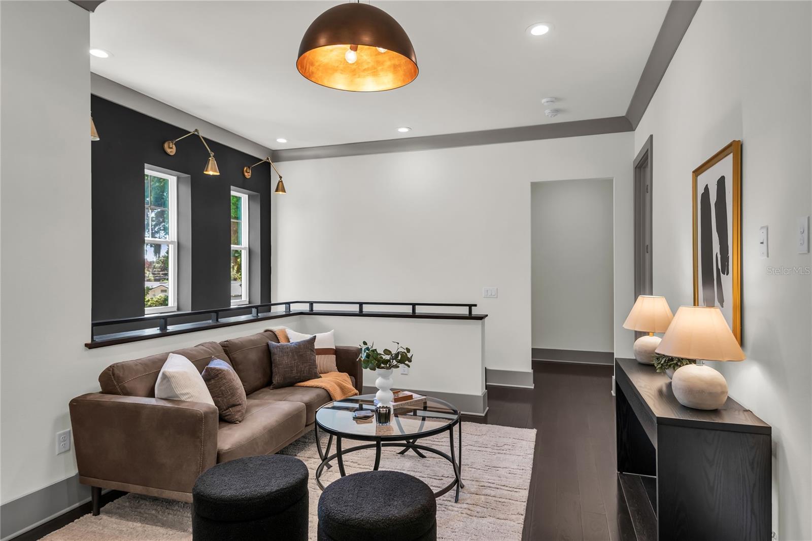 IVANHOE SHORES - Residential