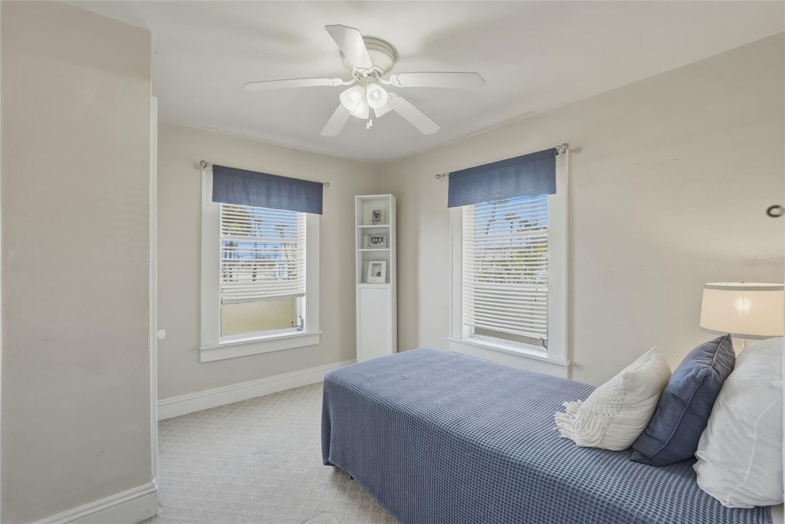 PHILLIPS DIV REV MAP - Land