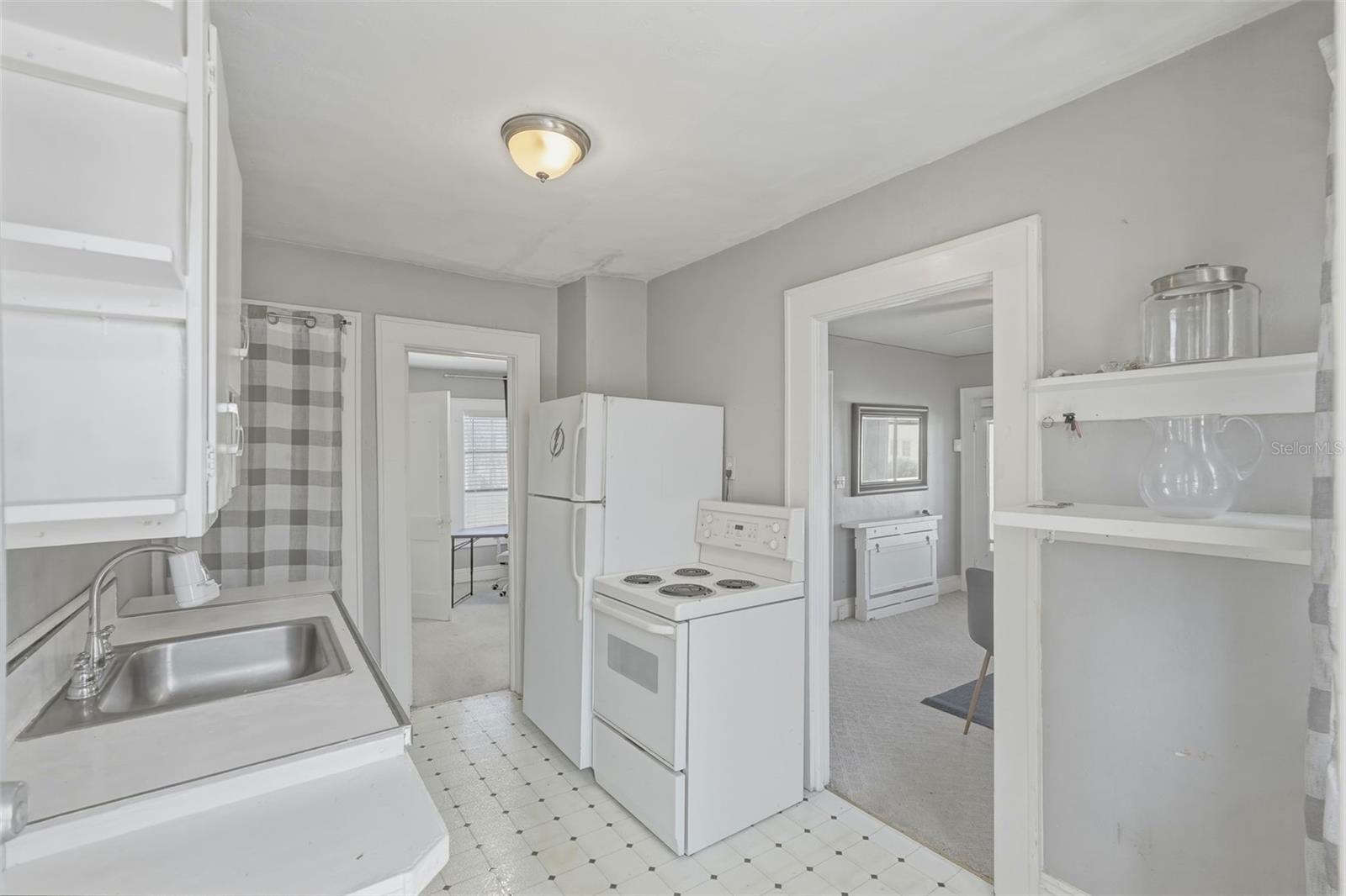 PHILLIPS DIV REV MAP - Land