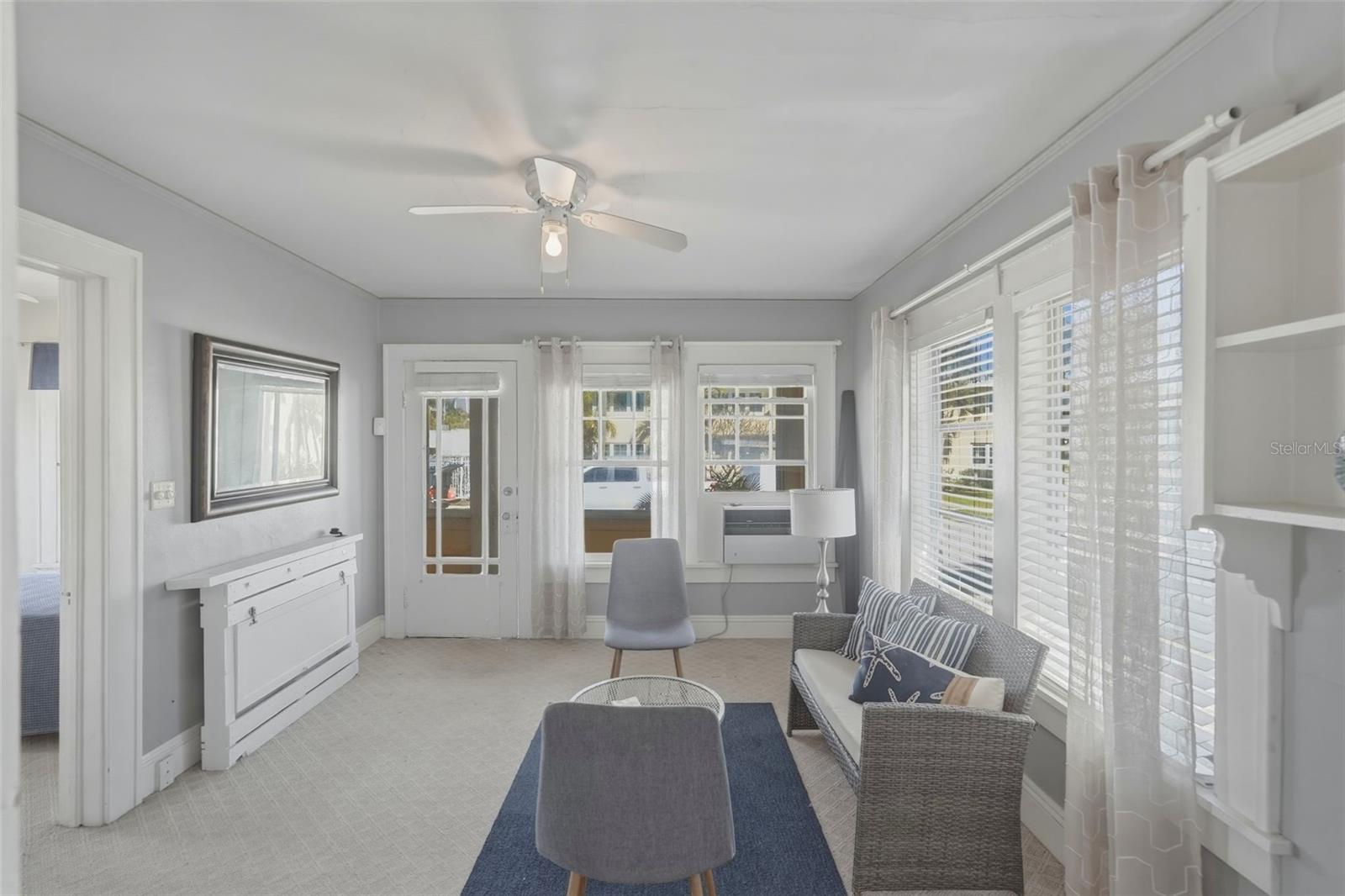 PHILLIPS DIV REV MAP - Land