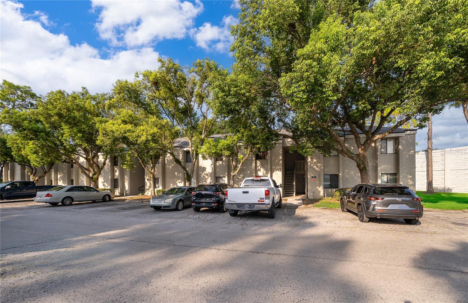 163 SPRINGWOOD CIRCLE B
