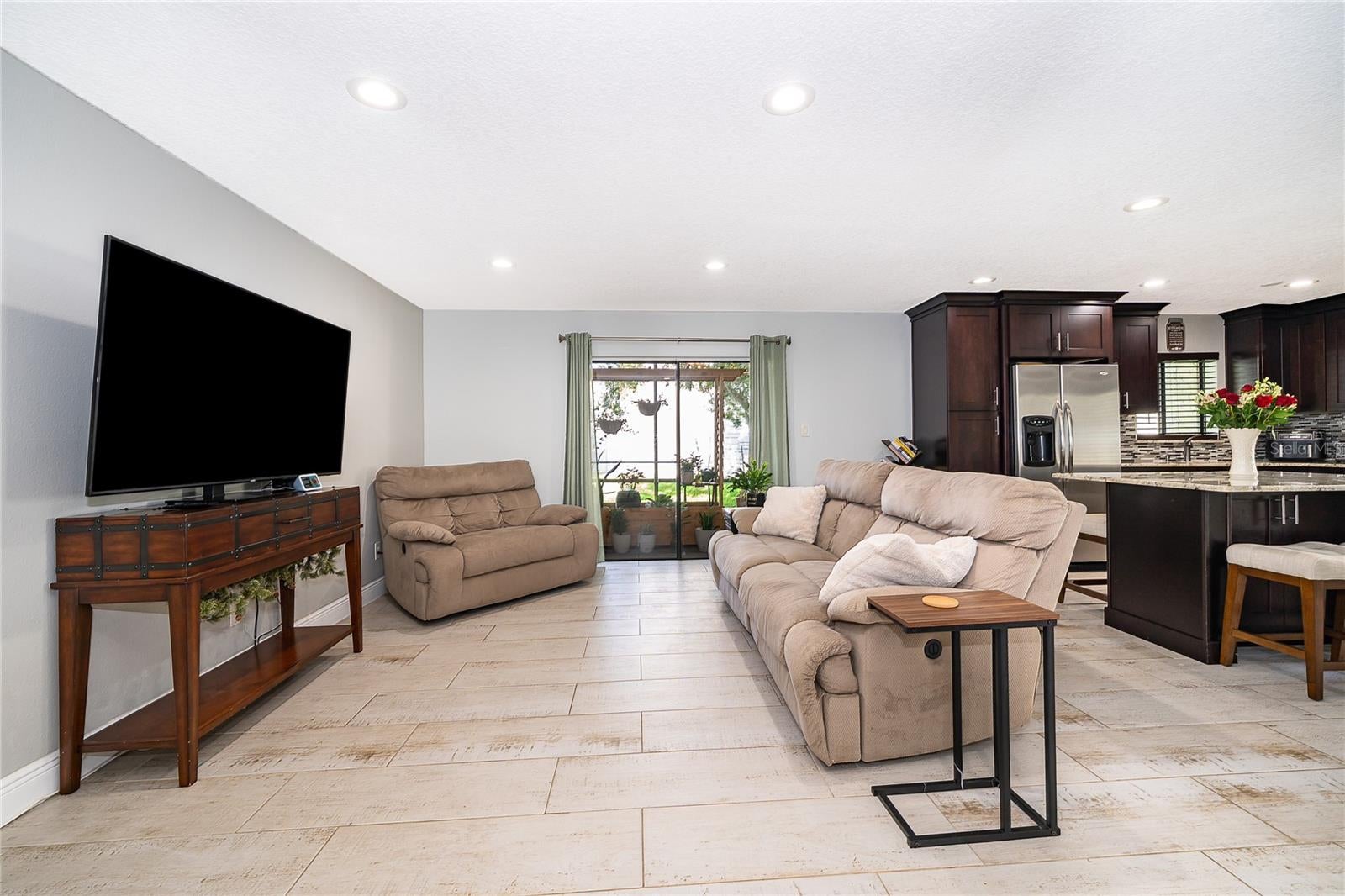 163 SPRINGWOOD CIRCLE B