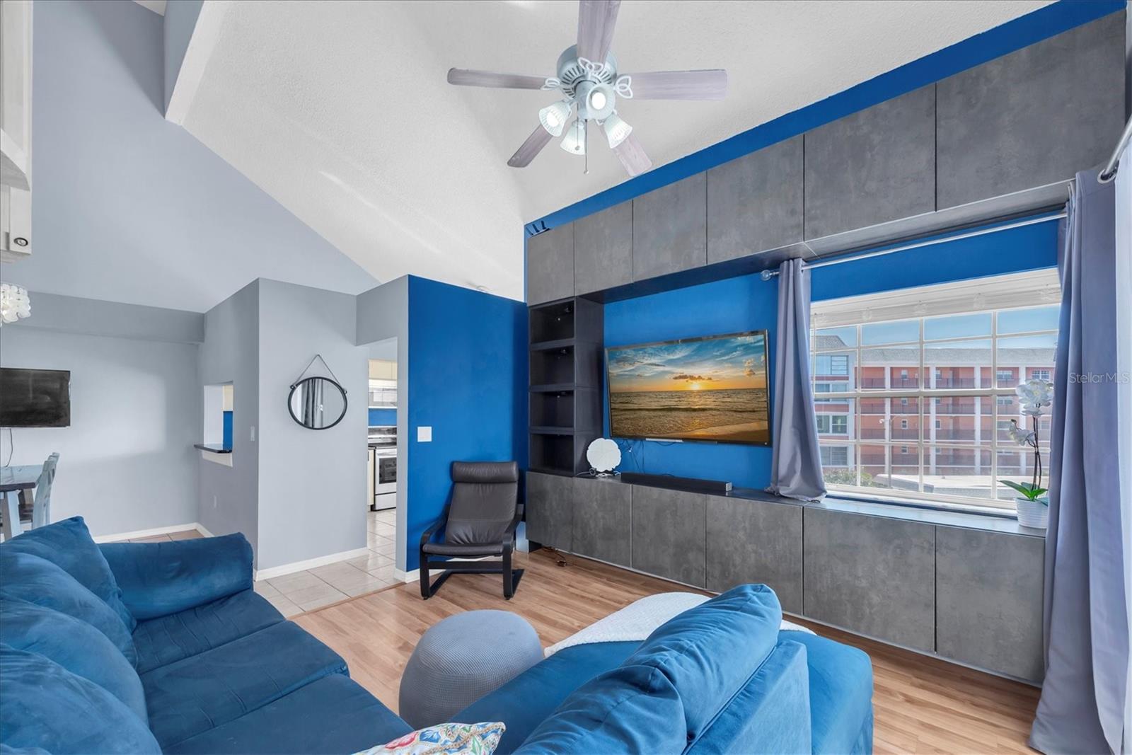 STONES THROW CONDO - Residential