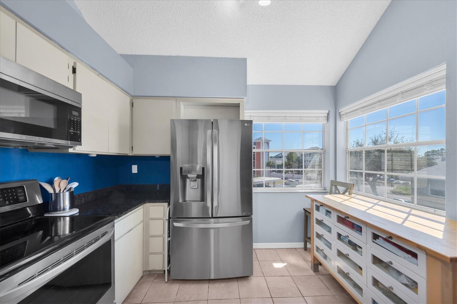 STONES THROW CONDO - Residential