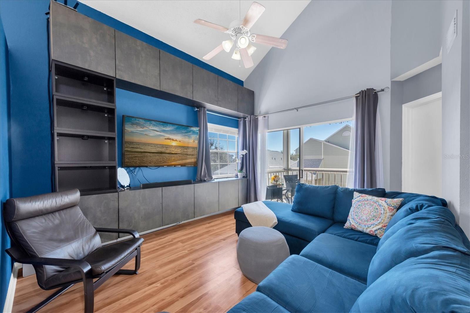 STONES THROW CONDO - Residential