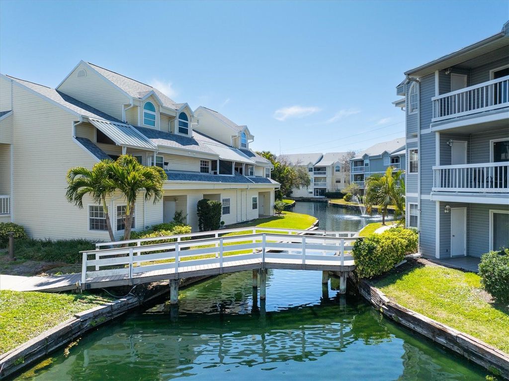 Photo of 6931 Stones Throw Circle N #5302, St Petersburg, FL 33710 (MLS # TB8475800)