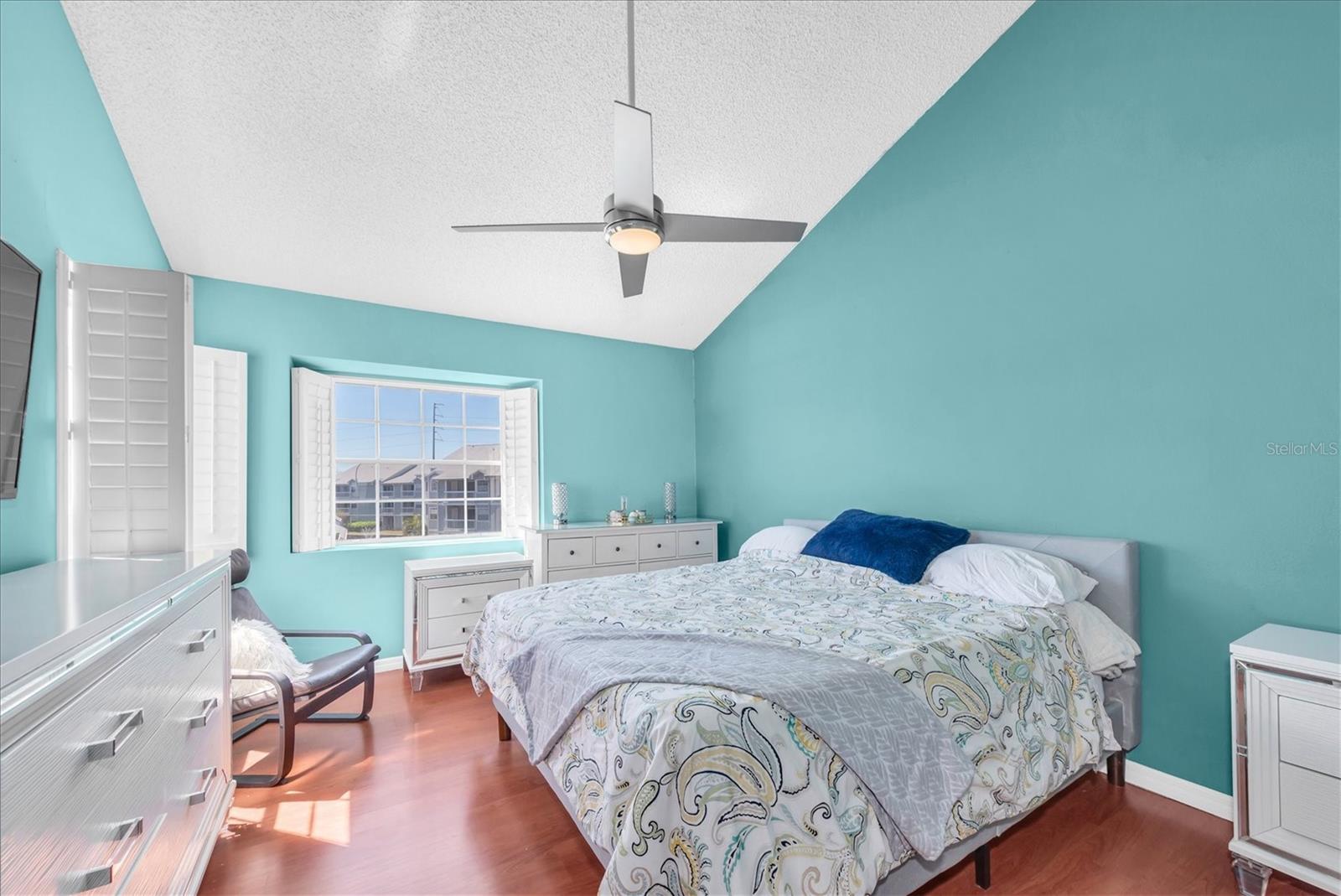 STONES THROW CONDO - Residential