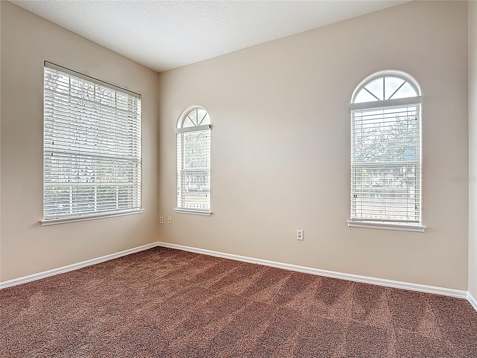 EAGLES NEST AT THE OAKS - Residential