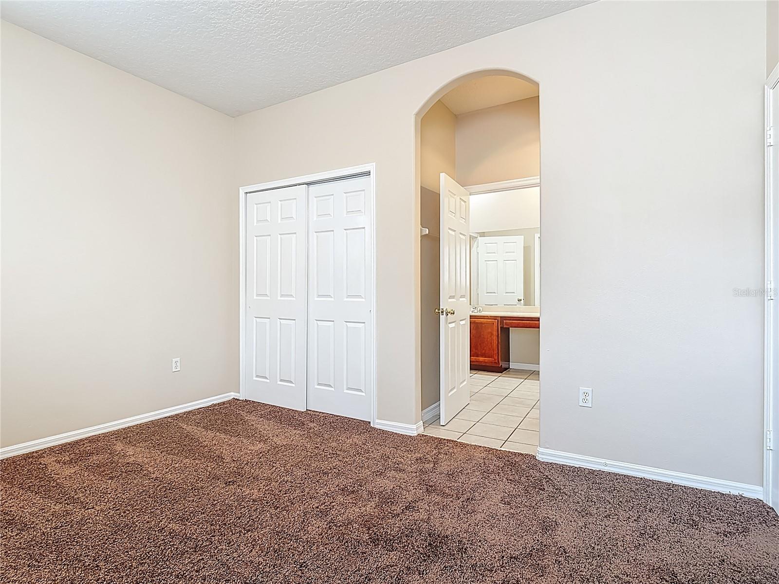 EAGLES NEST AT THE OAKS - Residential