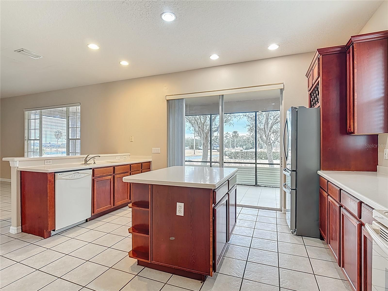 EAGLES NEST AT THE OAKS - Residential