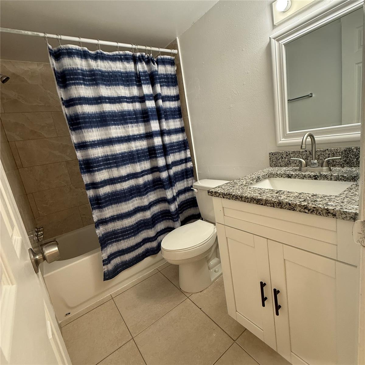 THE GREENS OF TOWNN COUNTRY - Residential