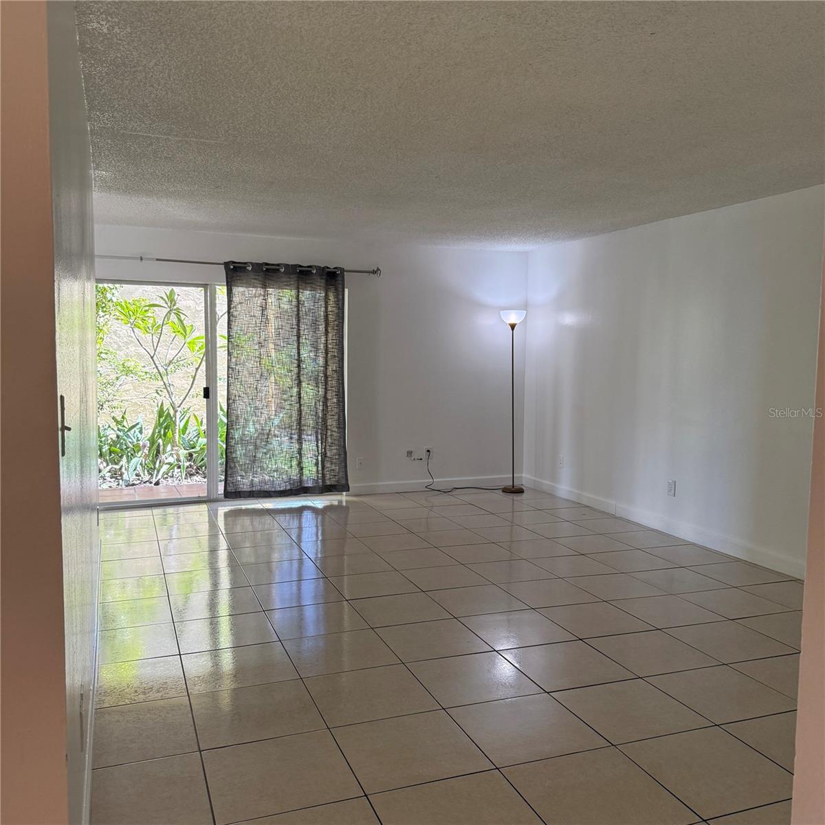 THE GREENS OF TOWNN COUNTRY - Residential