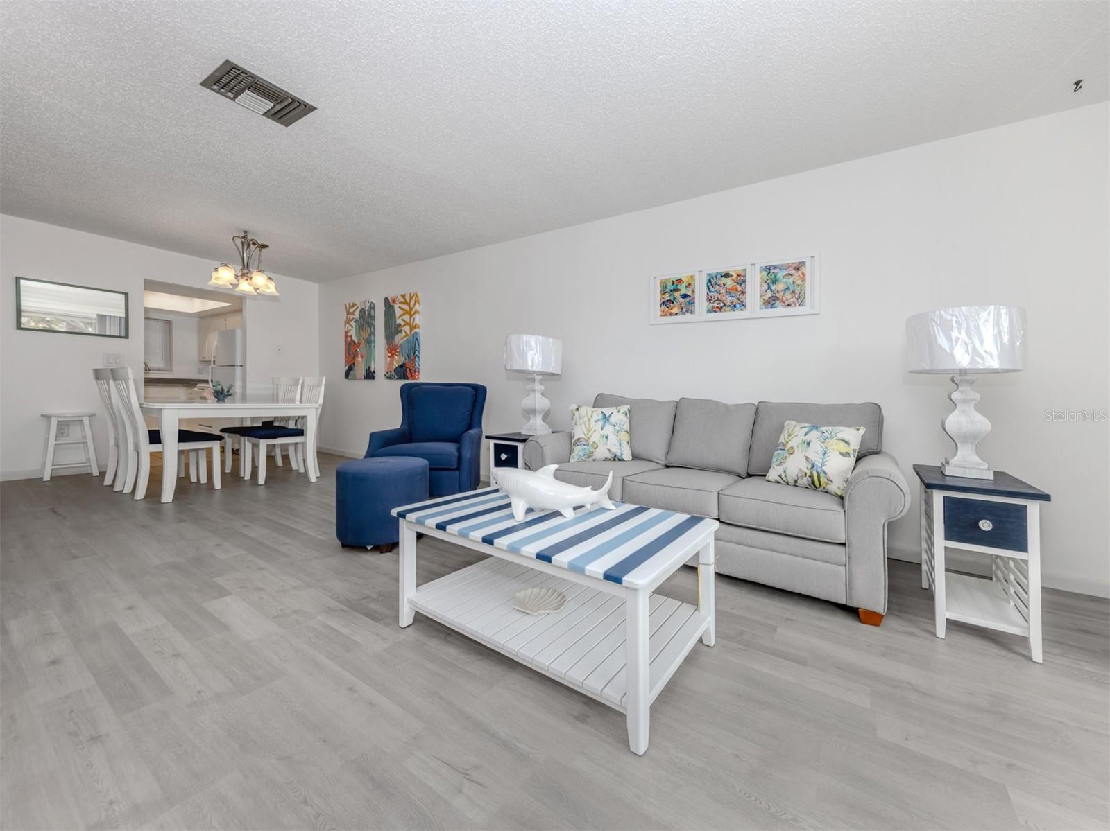 PARKDALE EAST - Residential