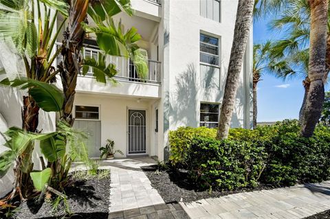 A home in LONGBOAT KEY