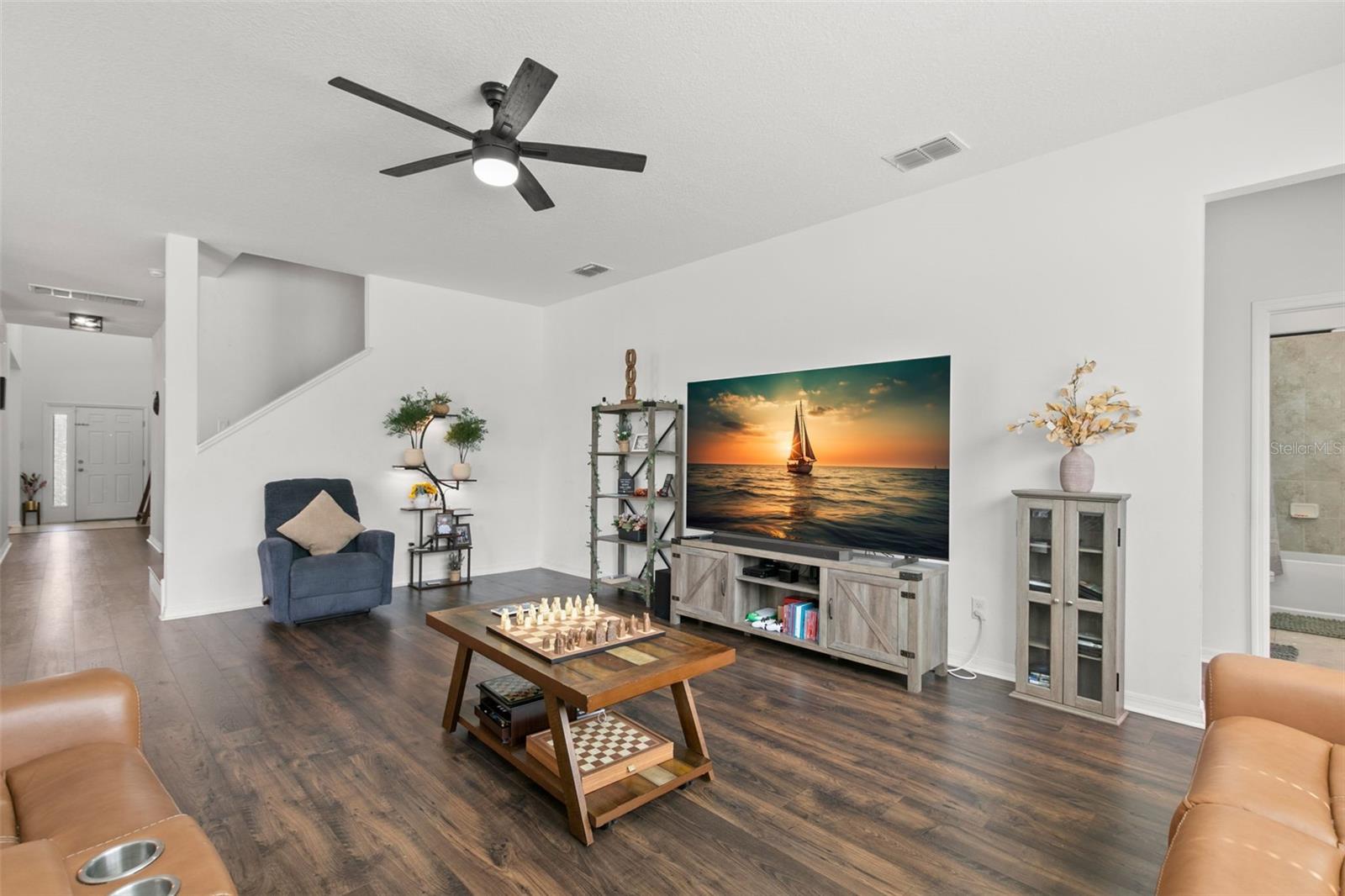 K-BAR RANCH-PCL E - Residential Lease