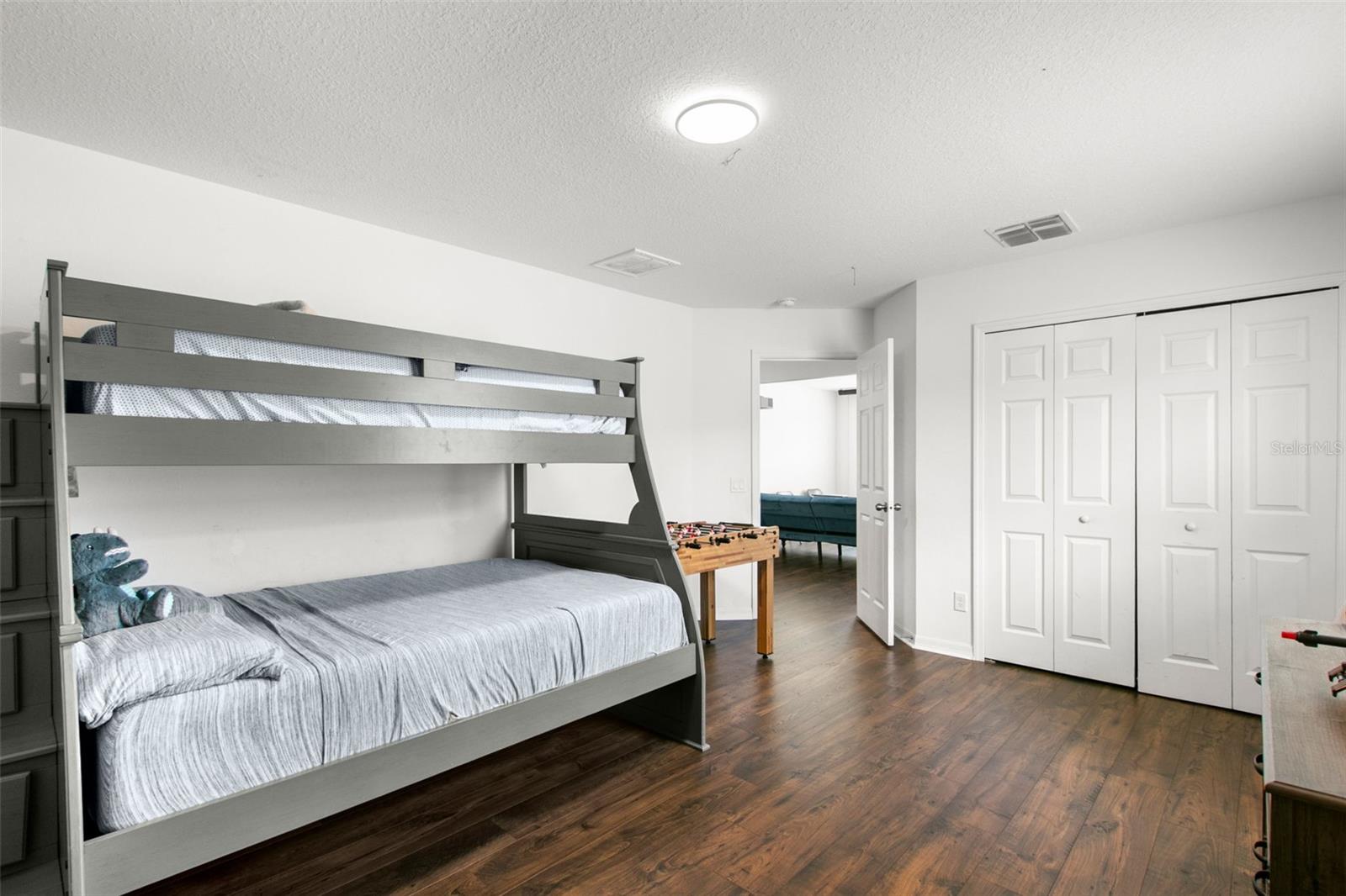 K-BAR RANCH-PCL E - Residential Lease