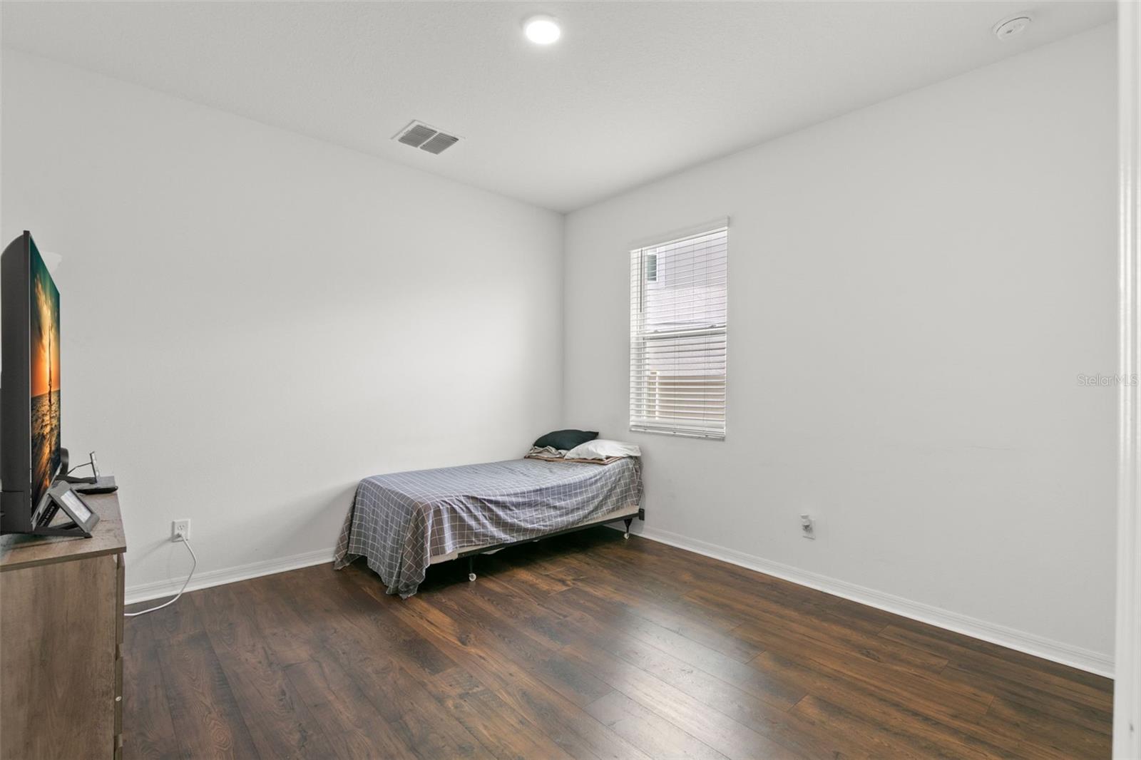 K-BAR RANCH-PCL E - Residential Lease