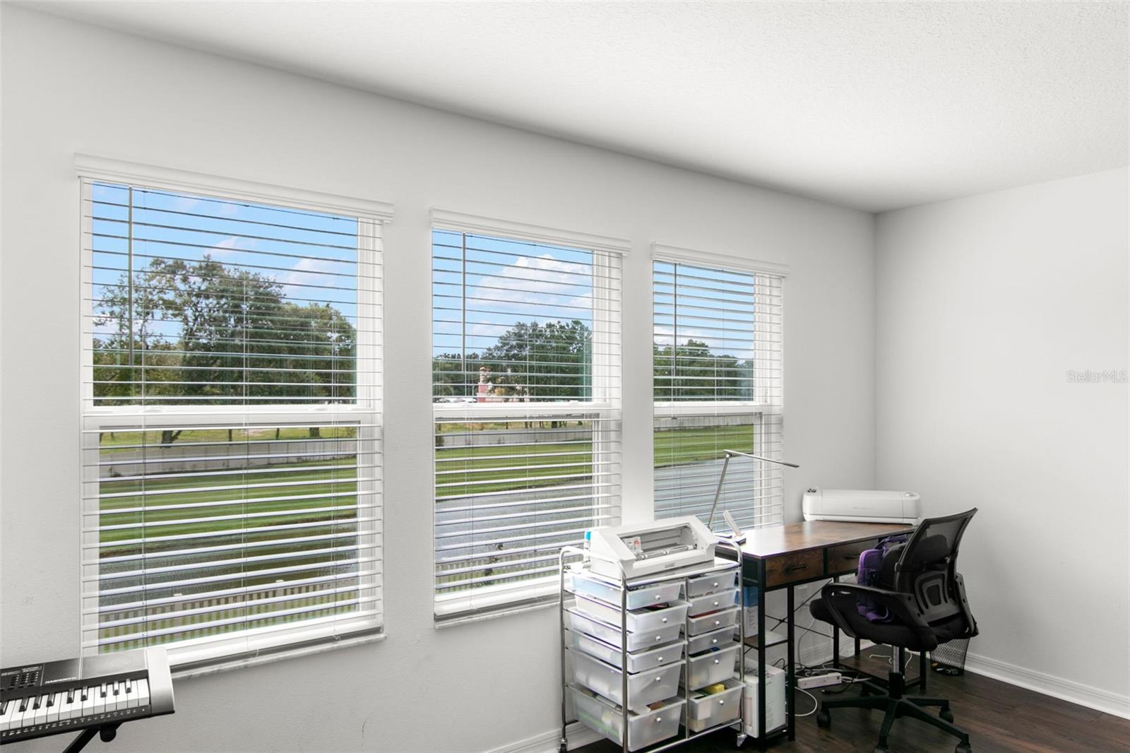 K-BAR RANCH-PCL E - Residential Lease
