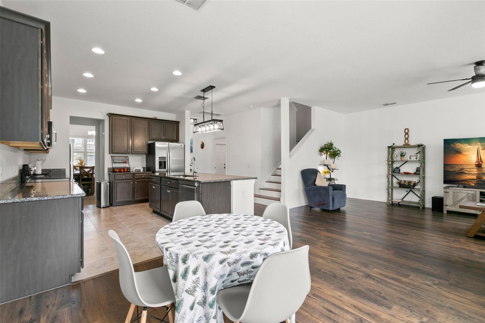 K-BAR RANCH-PCL E - Residential Lease