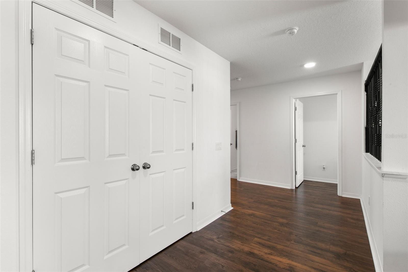 K-BAR RANCH-PCL E - Residential Lease