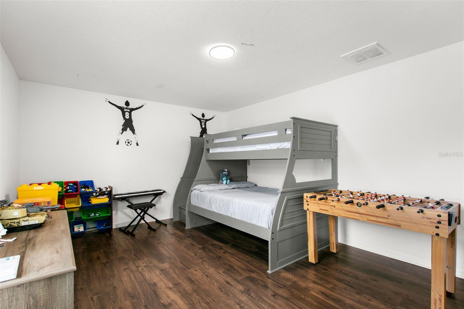 K-BAR RANCH-PCL E - Residential Lease