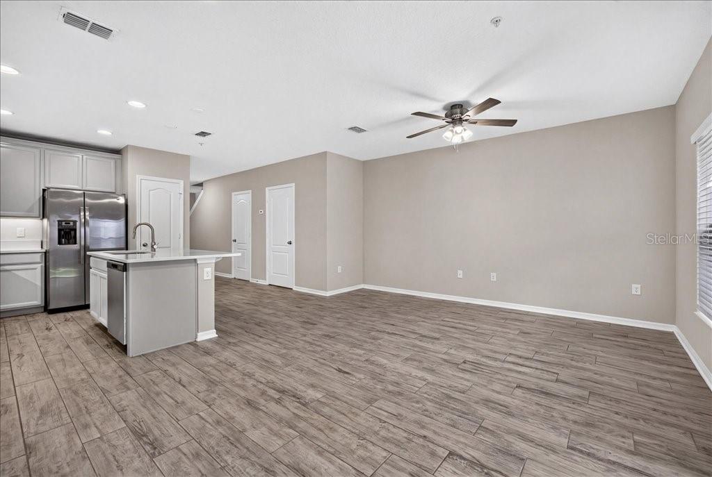 324 RUSTIC LOOP