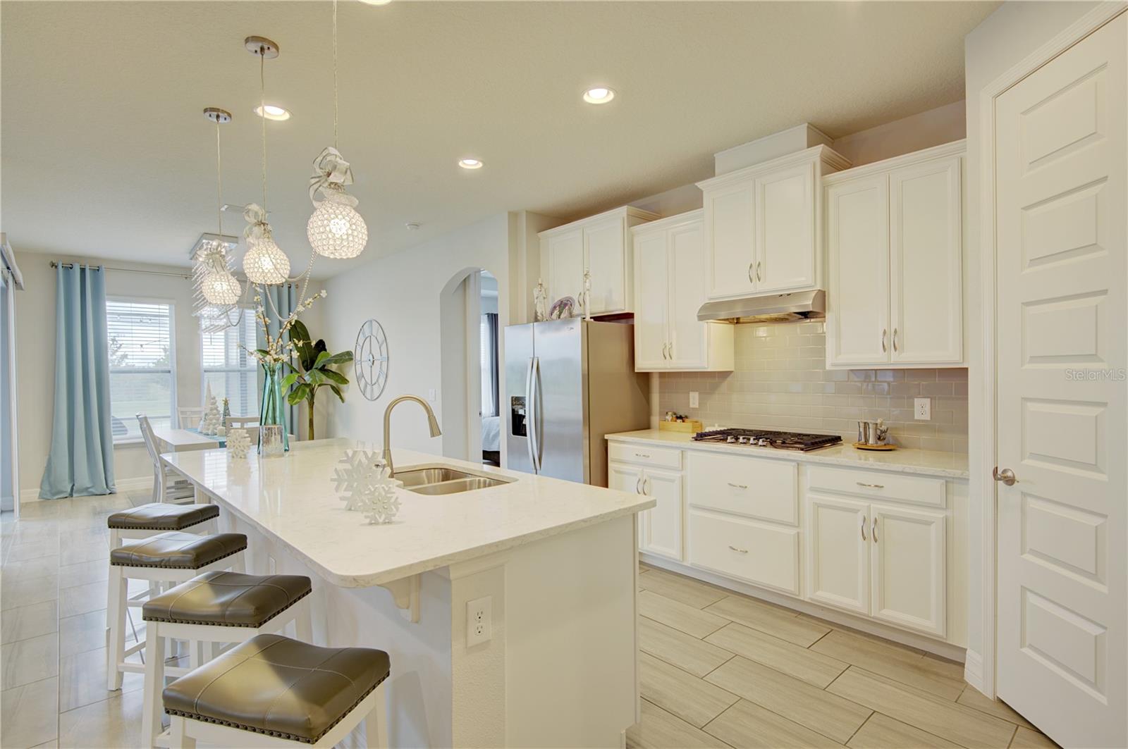 PARKDALE PLACE - Residential